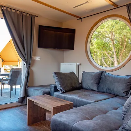 Mobilheim Kaperfahrt Σπίτι διακοπών Großenbrode